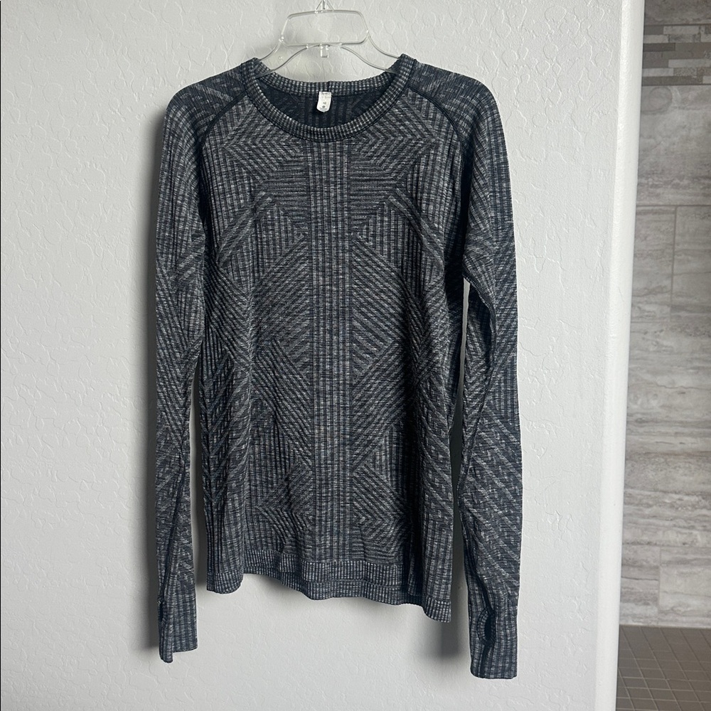 lululemon athletica Gray Long Sleeve Top
